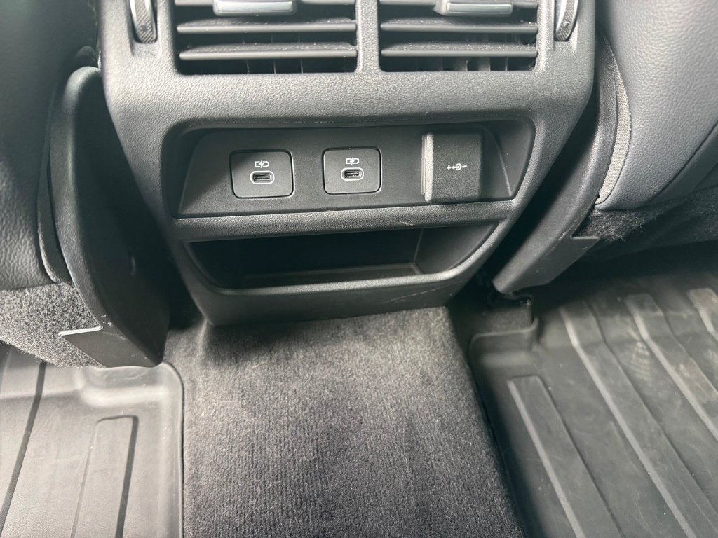 Certified 2025 Land Rover Discovery Sport Dynamic SE AWD/4WD image 10