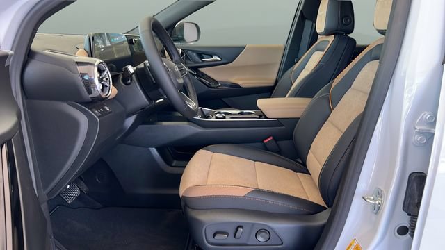 New 2027 Chevrolet Equinox ACTIV w/ Safety and Technology Package FWD image 10