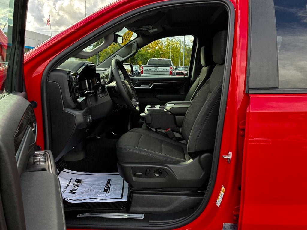 New 2026 Chevrolet Silverado 1500 LT AWD/4WD image 5