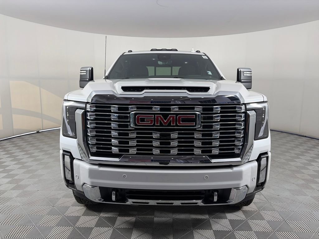 Used 2025 GMC Sierra 2500 Denali w/ Denali Reserve Package AWD/4WD video 2