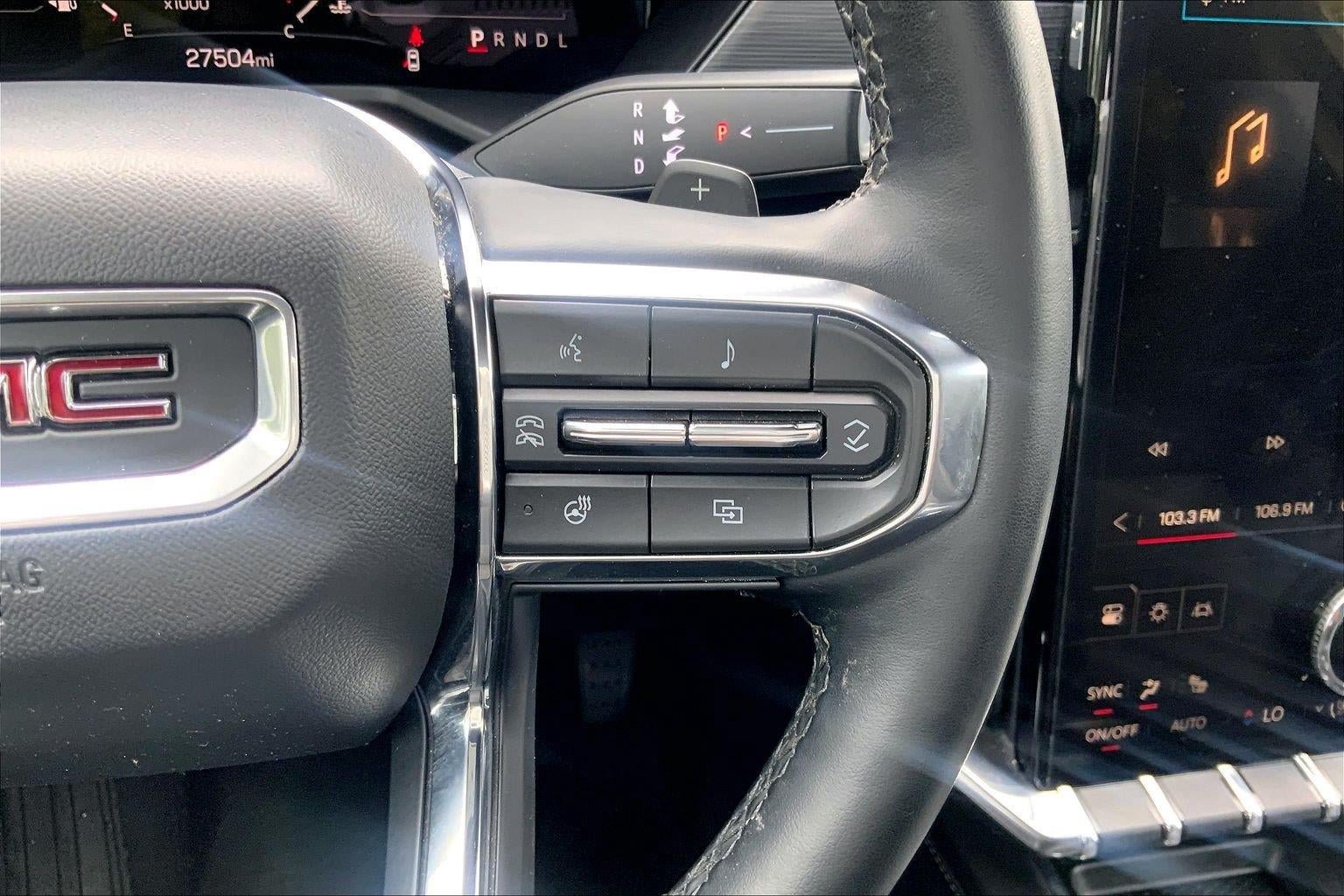 Used 2025 GMC Acadia Elevation FWD image 20