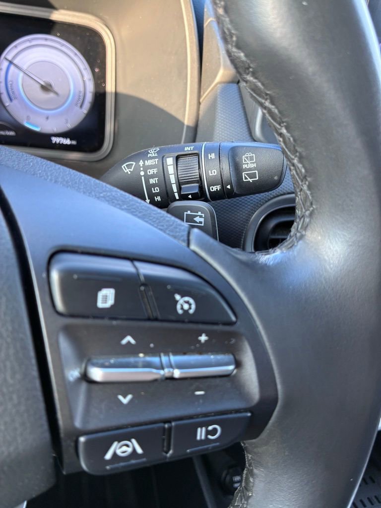 Used 2022 Hyundai Kona SEL w/ Convenience Package image 28