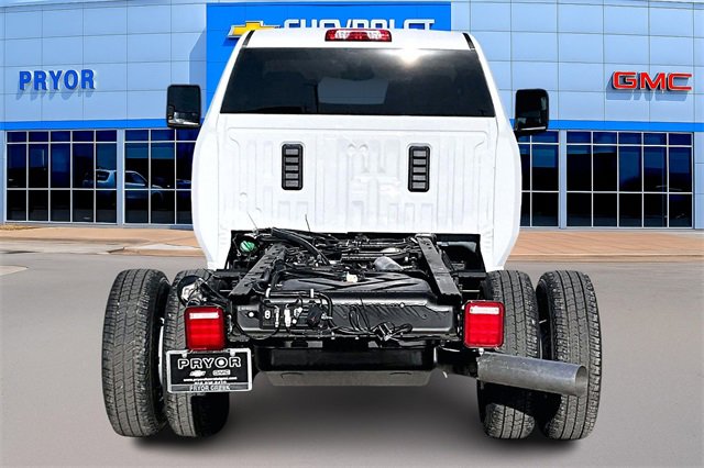 New 2026 GMC Sierra 3500 Pro w/ Convenience Package image 4