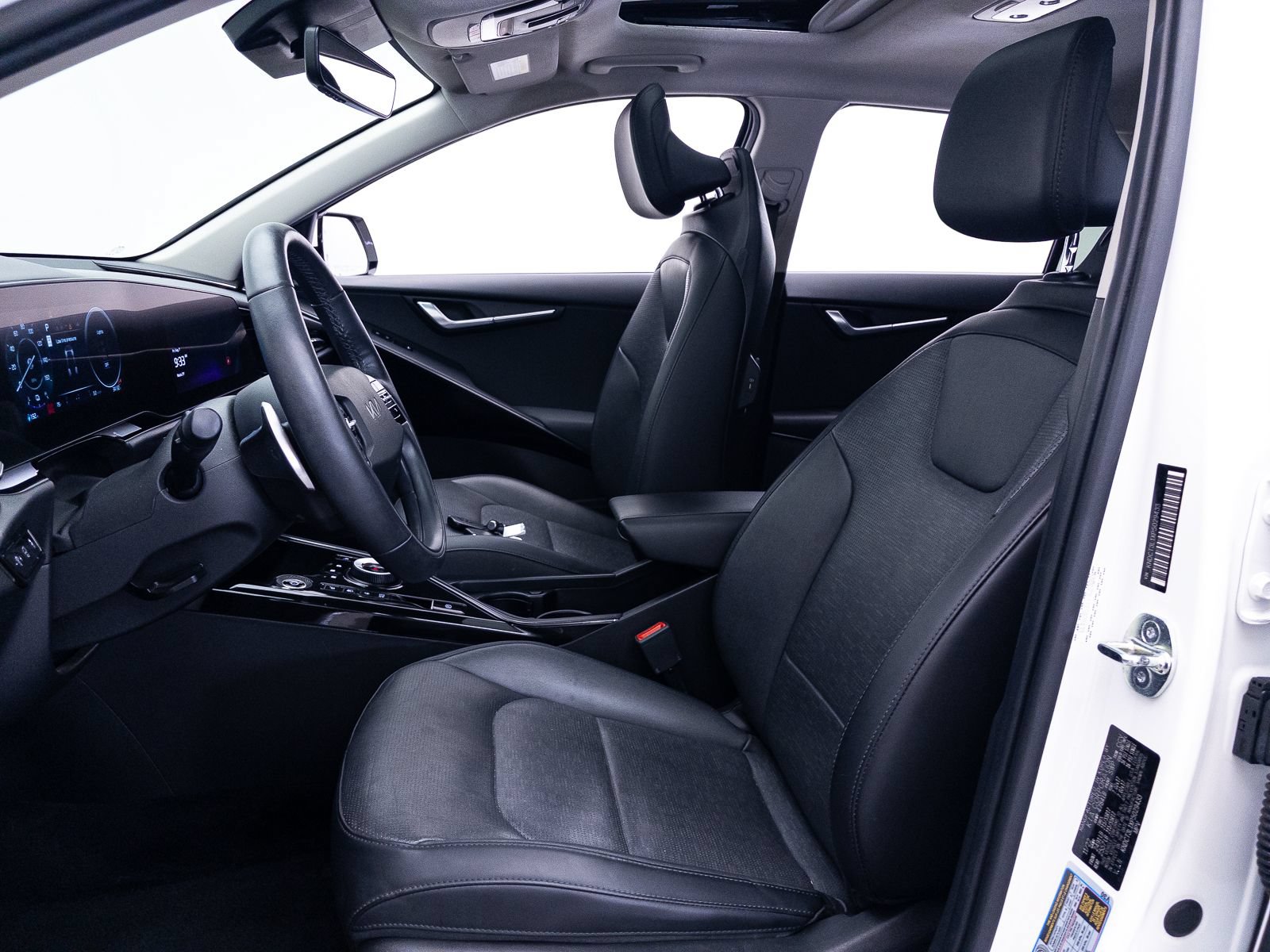Certified 2023 Kia Niro Wave FWD image 20