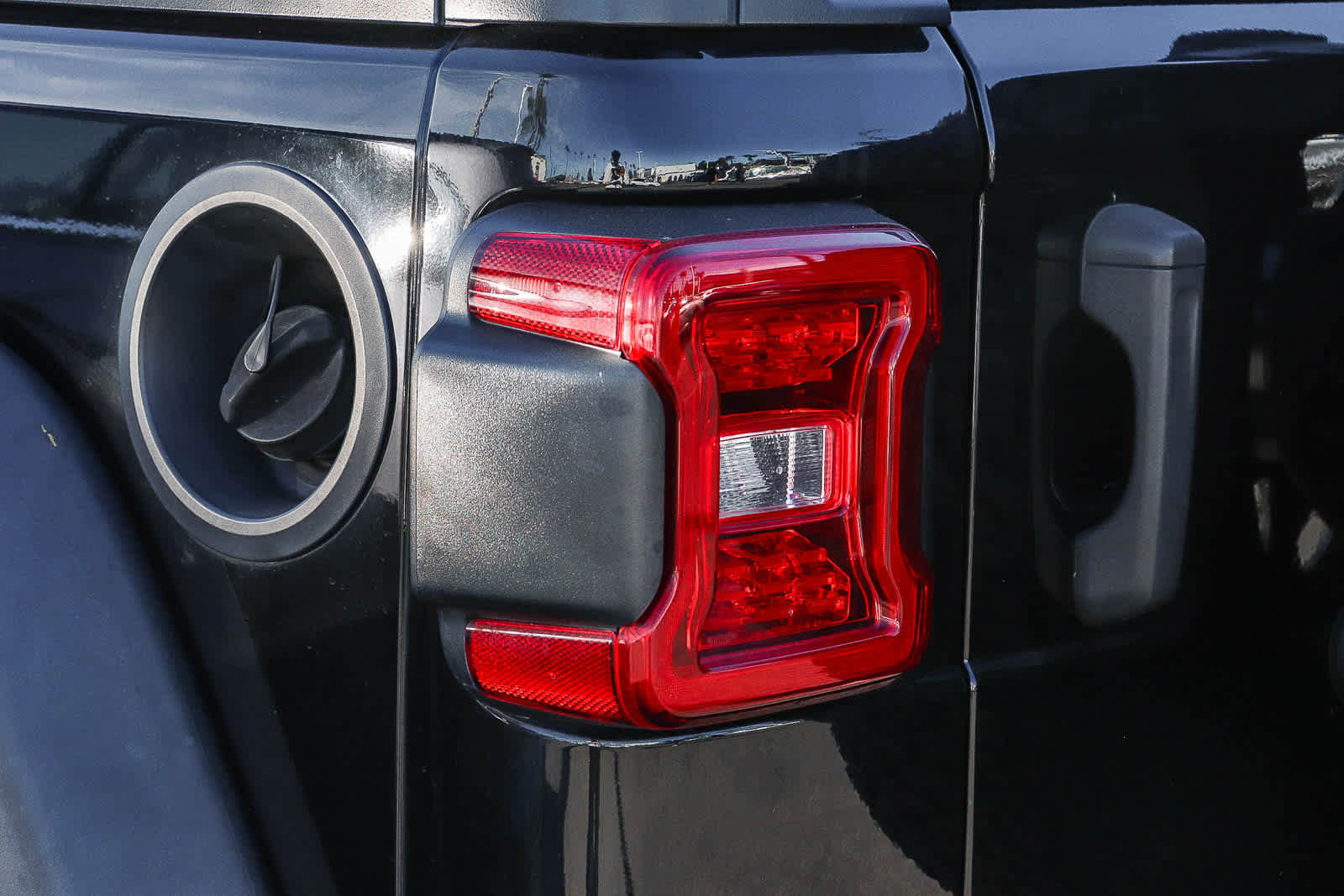 Used 2020 Jeep Wrangler Unlimited Sport image 8