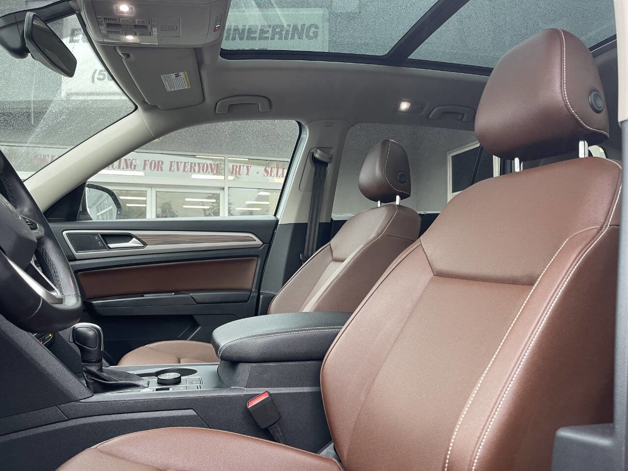 Used 2021 Volkswagen Atlas SE w/ Panoramic Sunroof Package image 20