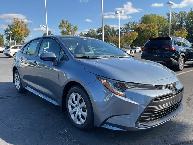 New 2027 Toyota Corolla LE FWD image 4