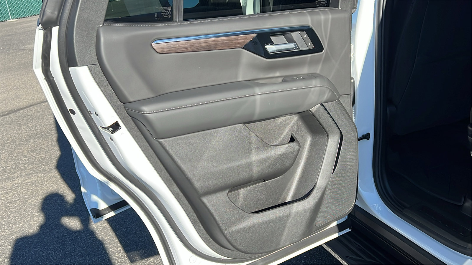 New 2026 Chevrolet Tahoe LS image 13