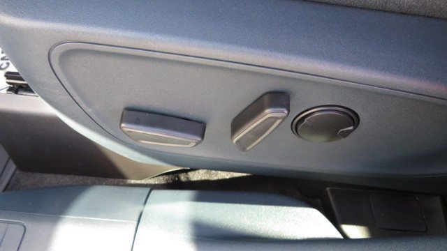 New 2025 Ford Maverick XLT w/ XLT Luxury Package image 17