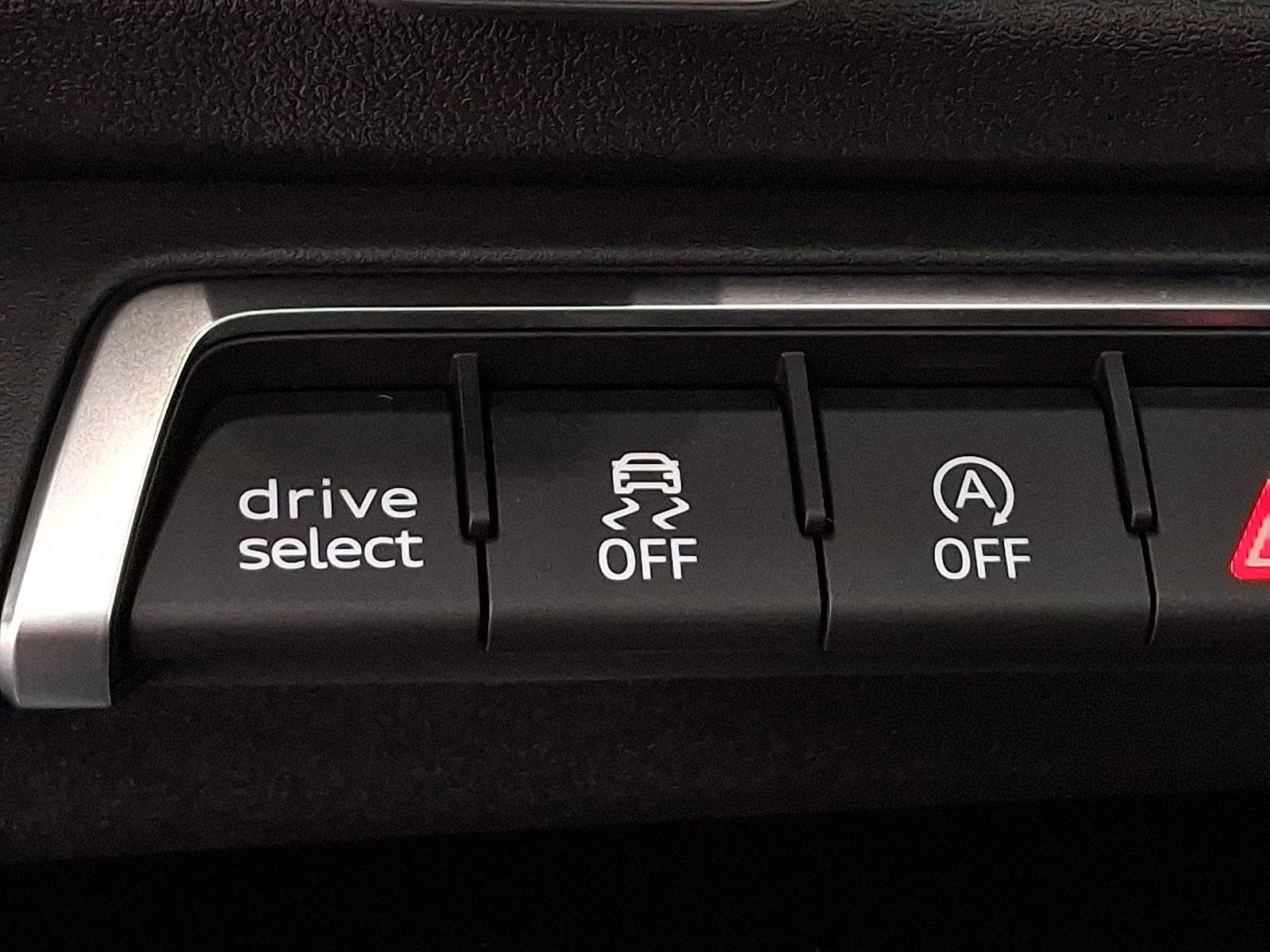 New 2026 Audi Q3 quattro 2.0T AWD/4WD image 21