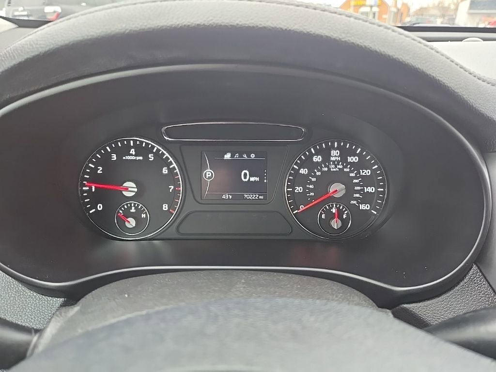 Used 2017 Kia Sorento LX image 17