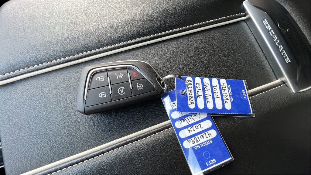 Certified 2024 Cadillac Escalade Sport image 23