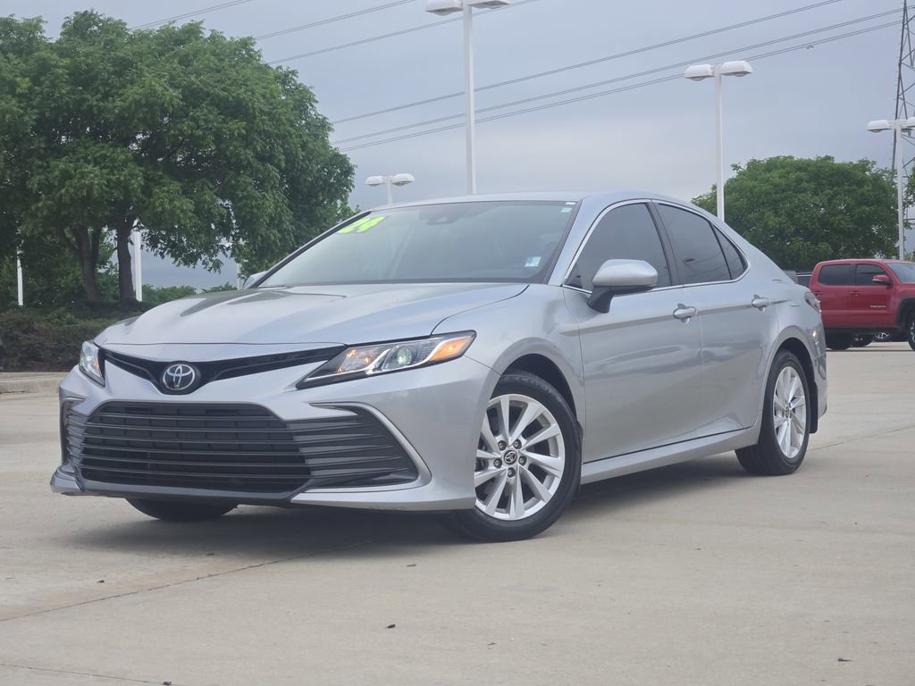 Used 2024 Toyota Camry LE FWD image 1