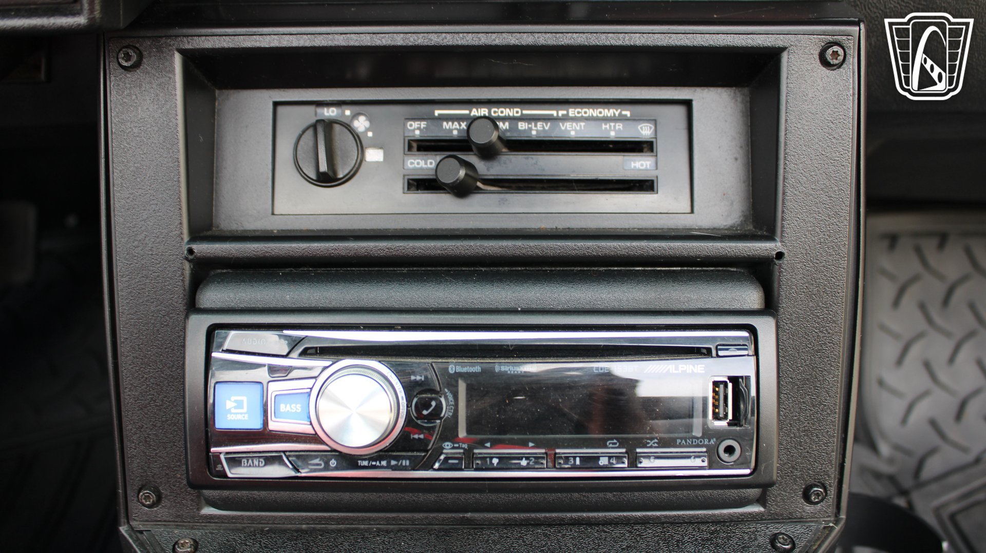 Used 1989 Chevrolet Camaro RS RWD image 18