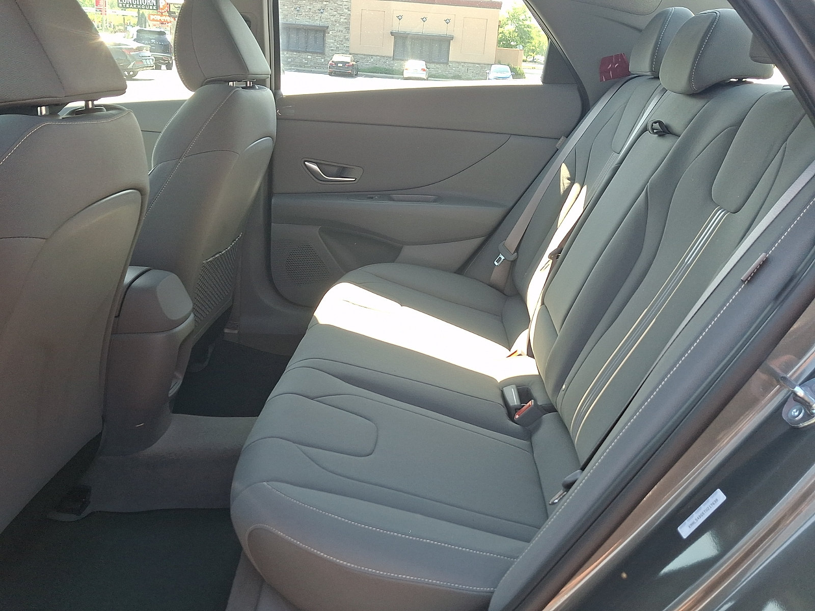 New 2026 Hyundai Elantra SEL Sport FWD image 6