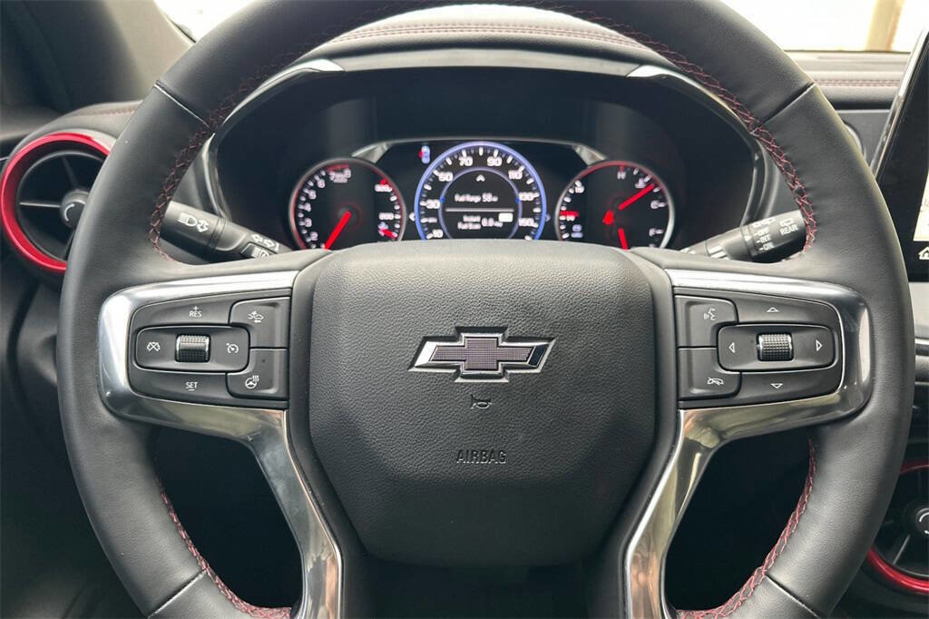 Used 2024 Chevrolet Blazer RS w/ Driver Confidence II Package image 24