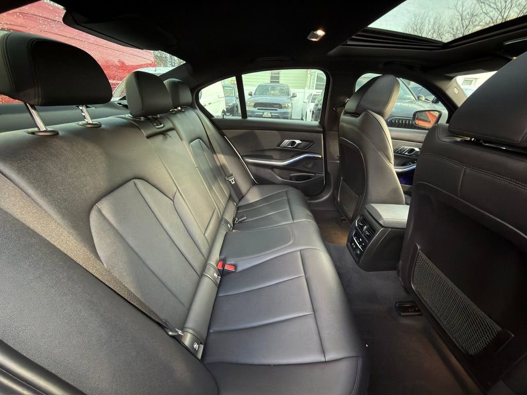 Used 2019 BMW 330i xDrive Sedan w/ Premium Package image 27