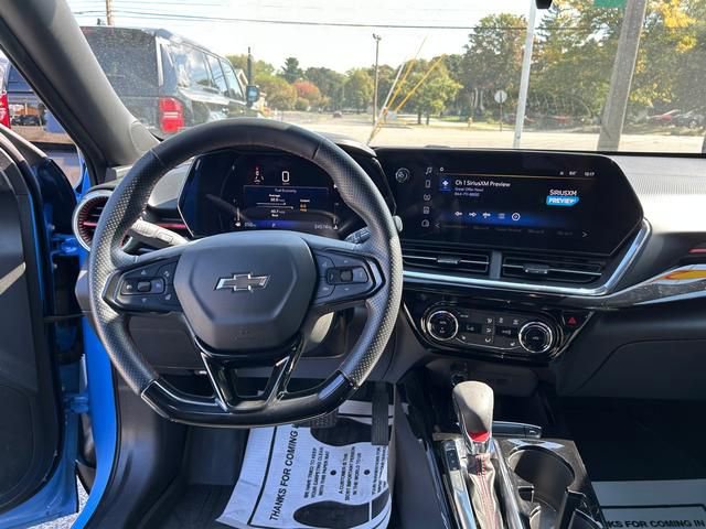 Used 2024 Chevrolet Trax RS w/ Driver Confidence Package image 16