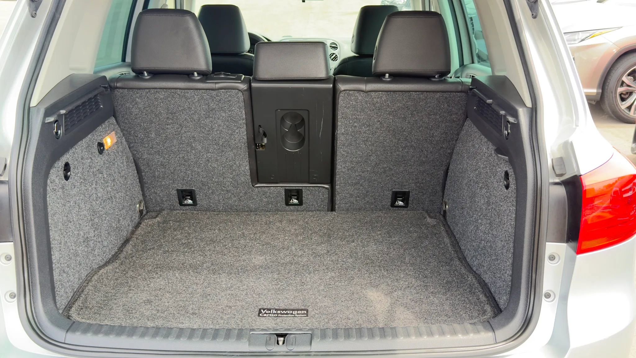 Used 2014 Volkswagen Tiguan SE AWD/4WD image 17