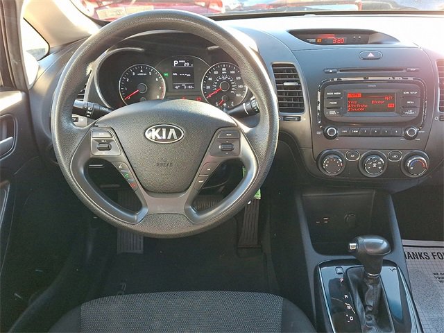 Used 2017 Kia Forte LX image 10