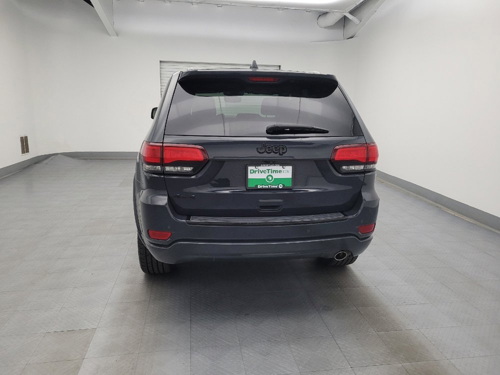 Used 2018 Jeep Grand Cherokee Altitude AWD/4WD image 6