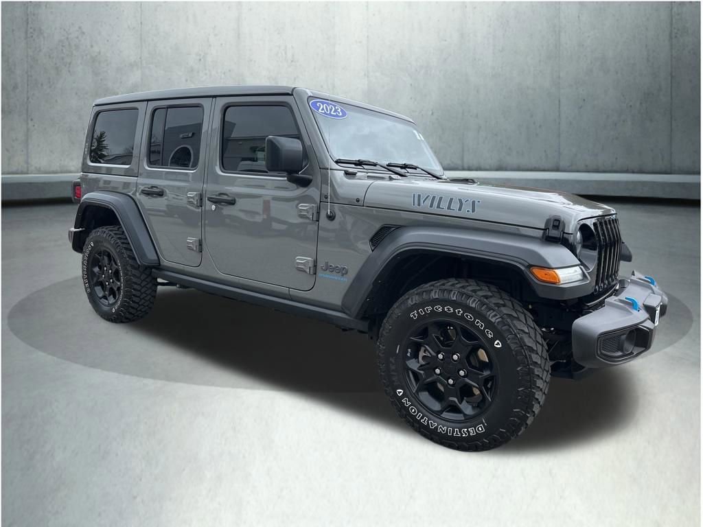 Used 2023 Jeep Wrangler Unlimited w/ Sun & Screen Package image 9
