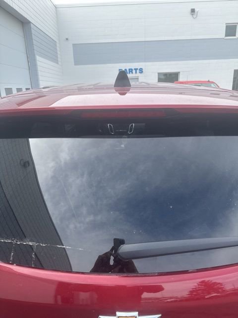 Used 2018 Chevrolet Equinox LT image 3