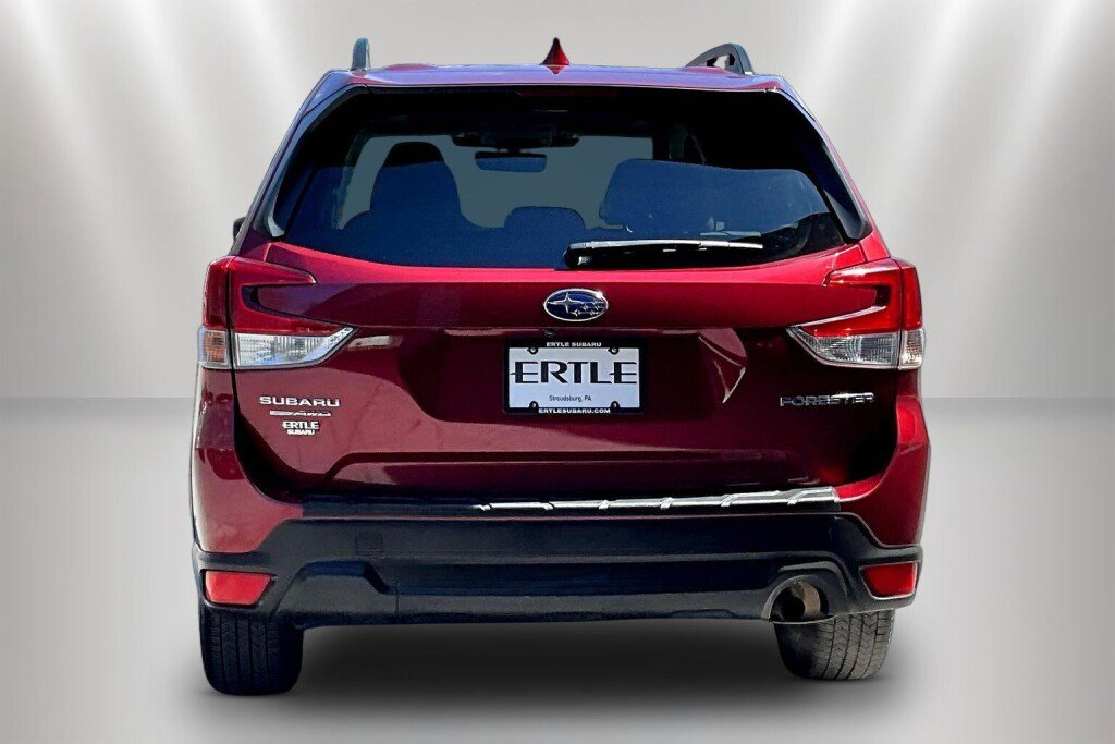 Certified 2022 Subaru Forester Premium image 6
