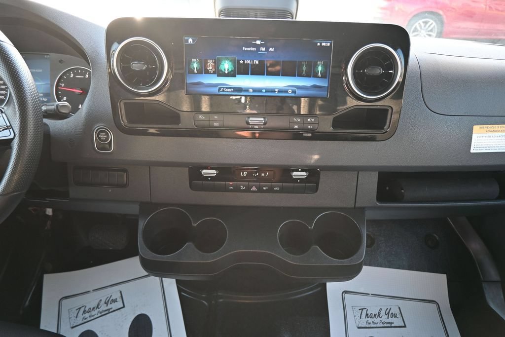 Used 2025 Mercedes-Benz Sprinter 2500 image 19