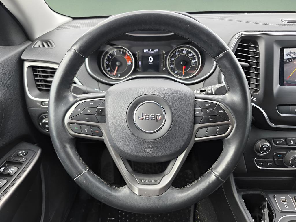 Used 2019 Jeep Cherokee Latitude Plus w/ Cold Weather Group image 22