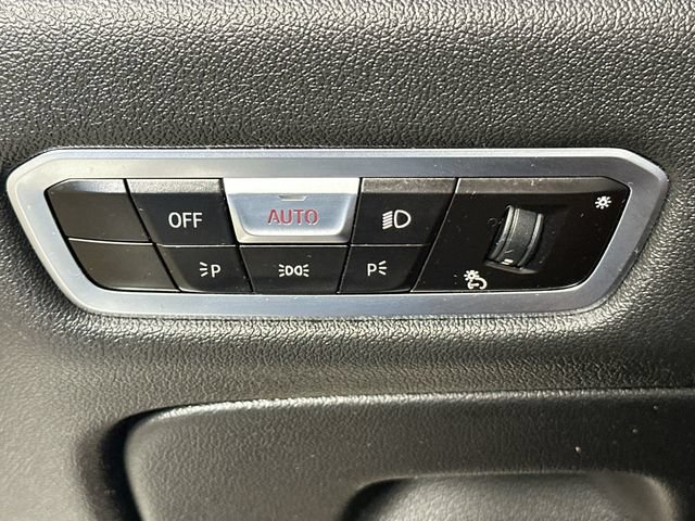 Used 2022 BMW X5 xDrive40i w/ M Sport Package AWD/4WD image 24