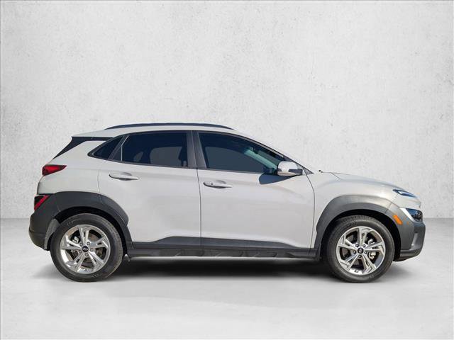 Used 2023 Hyundai Kona SEL image 4