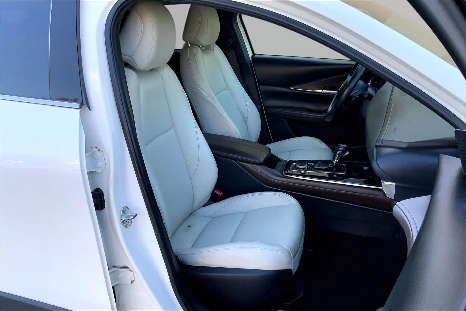 Used 2020 MAZDA CX-30 FWD w/ Premium Package image 9