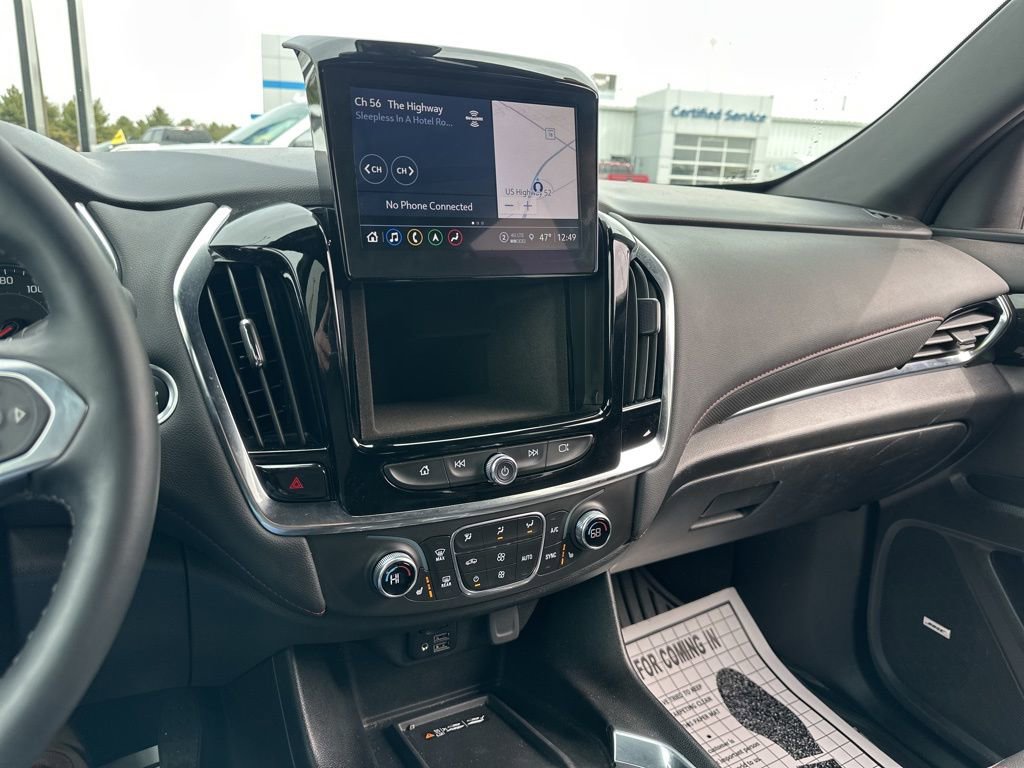 Used 2023 Chevrolet Traverse RS image 51