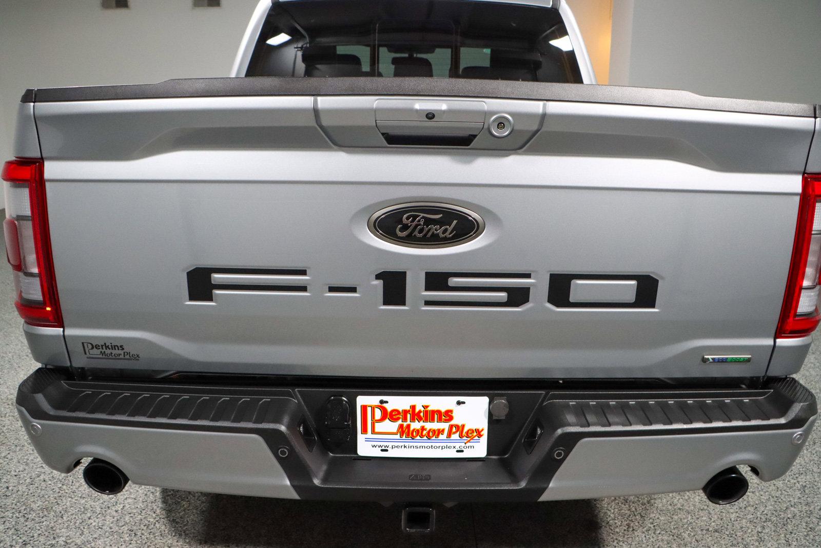 Used 2023 Ford F150 Lariat w/ Equipment Group 502A High image 8
