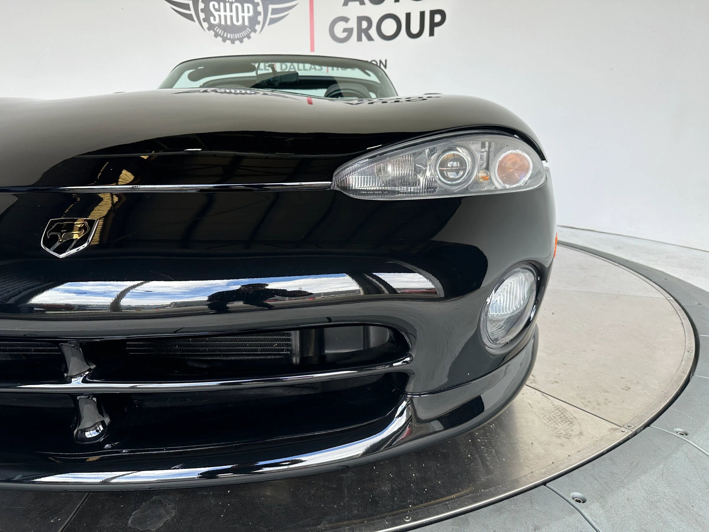 Used 1995 Dodge Viper RT/10 image 27