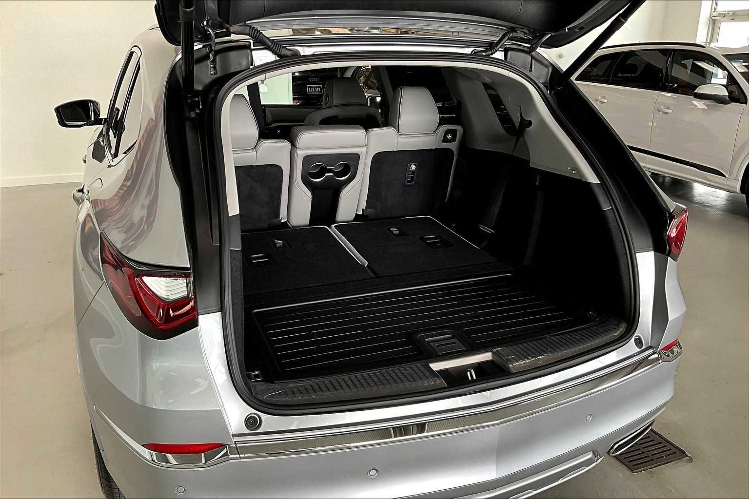 New 2026 Acura MDX SH-AWD w/ Advance Package image 17