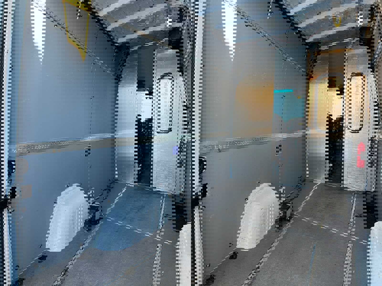 Used 2016 Freightliner Sprinter 2500 image 21