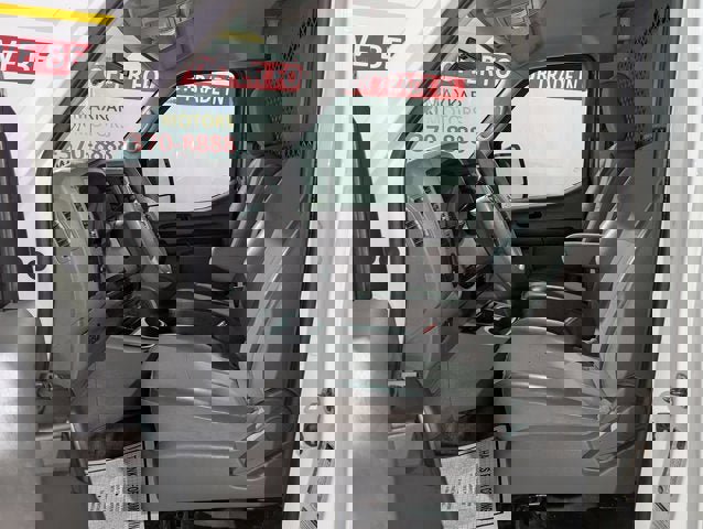 Used 2021 Nissan NV 2500 S image 17