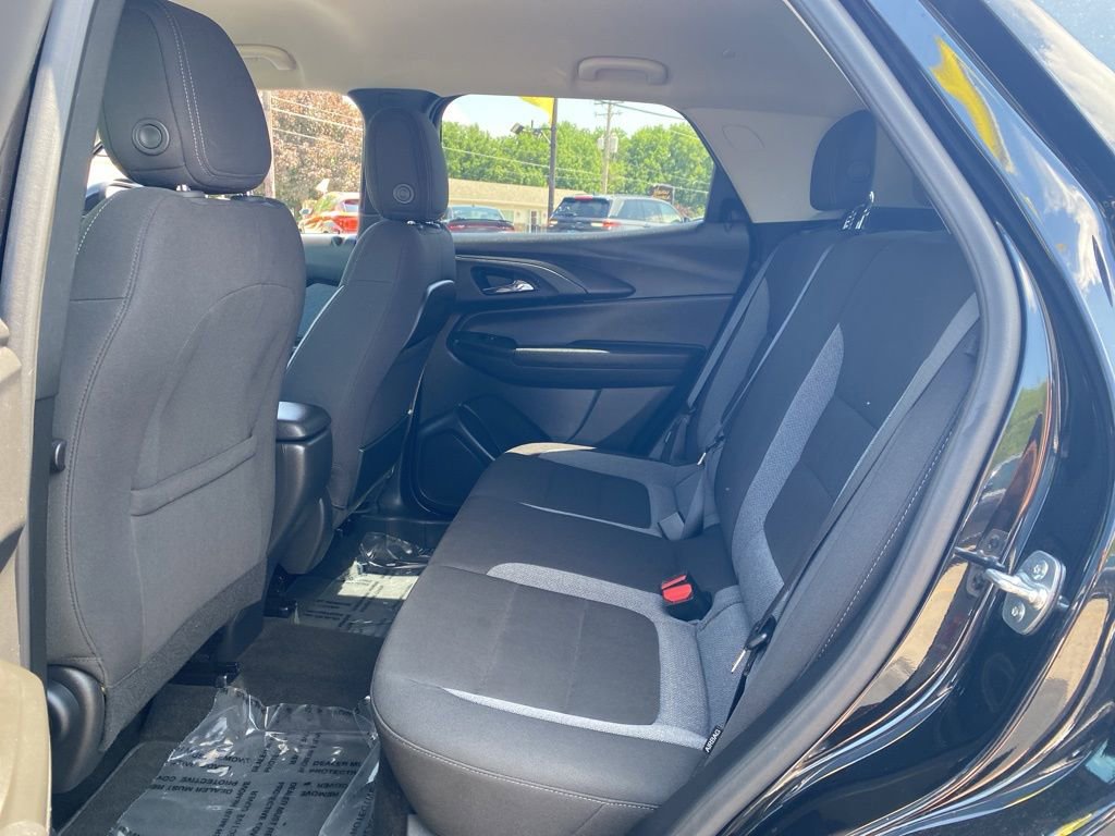 Used 2024 Chevrolet TrailBlazer LT w/ Driver Confidence Package image 21