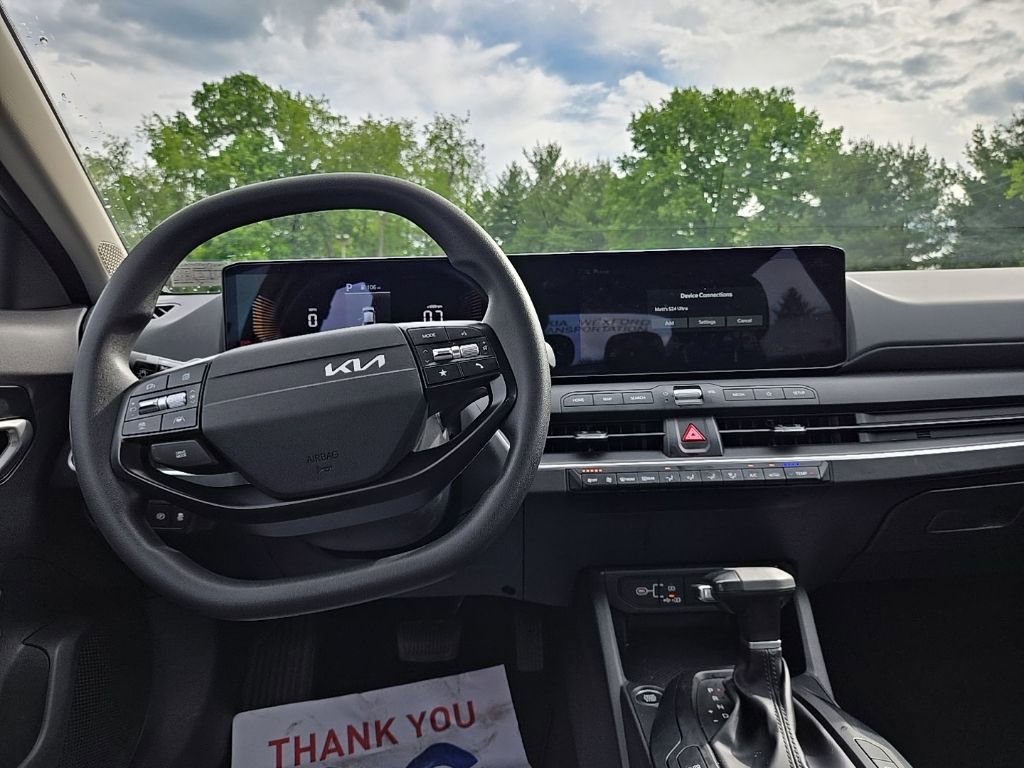 Certified 2025 Kia K4 FWD image 35