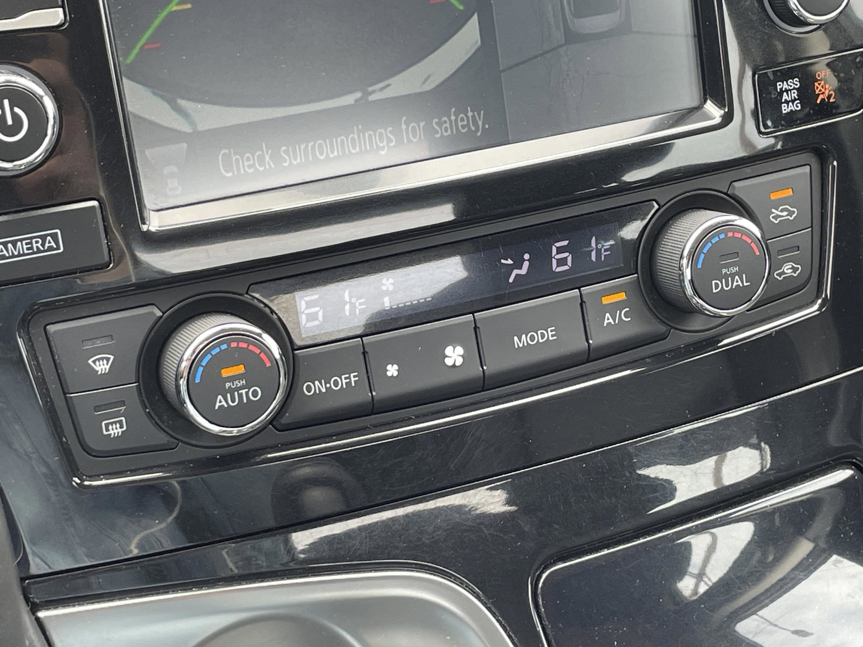 Used 2016 Nissan Maxima Platinum FWD image 19