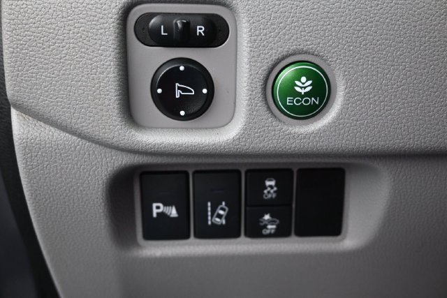 Used 2016 Honda Pilot Touring image 26