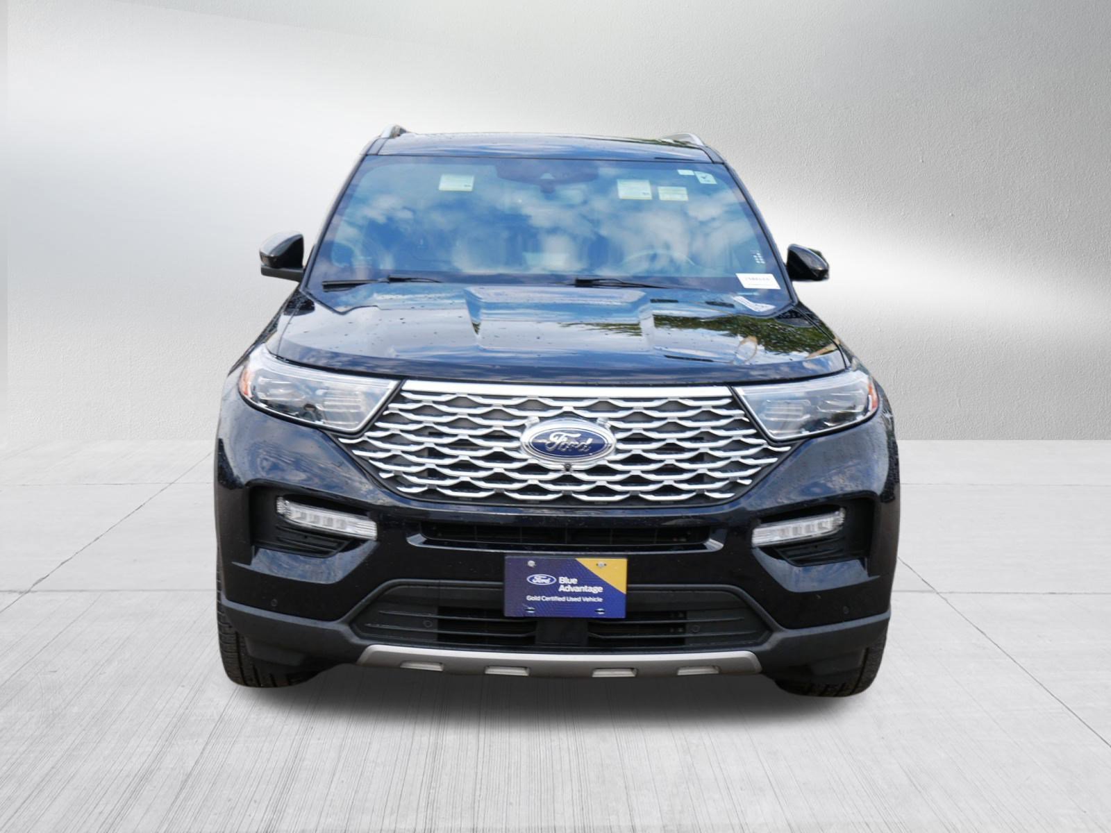 Certified 2022 Ford Explorer Platinum w/ Equipment Group 601A image 3