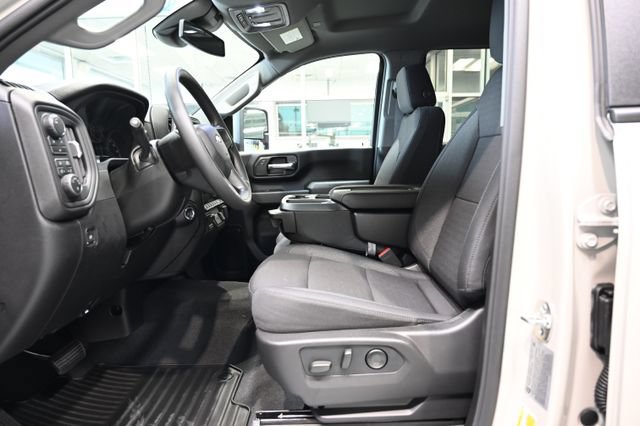 New 2026 Chevrolet Silverado 2500 Custom w/ Custom Value Package AWD/4WD image 12