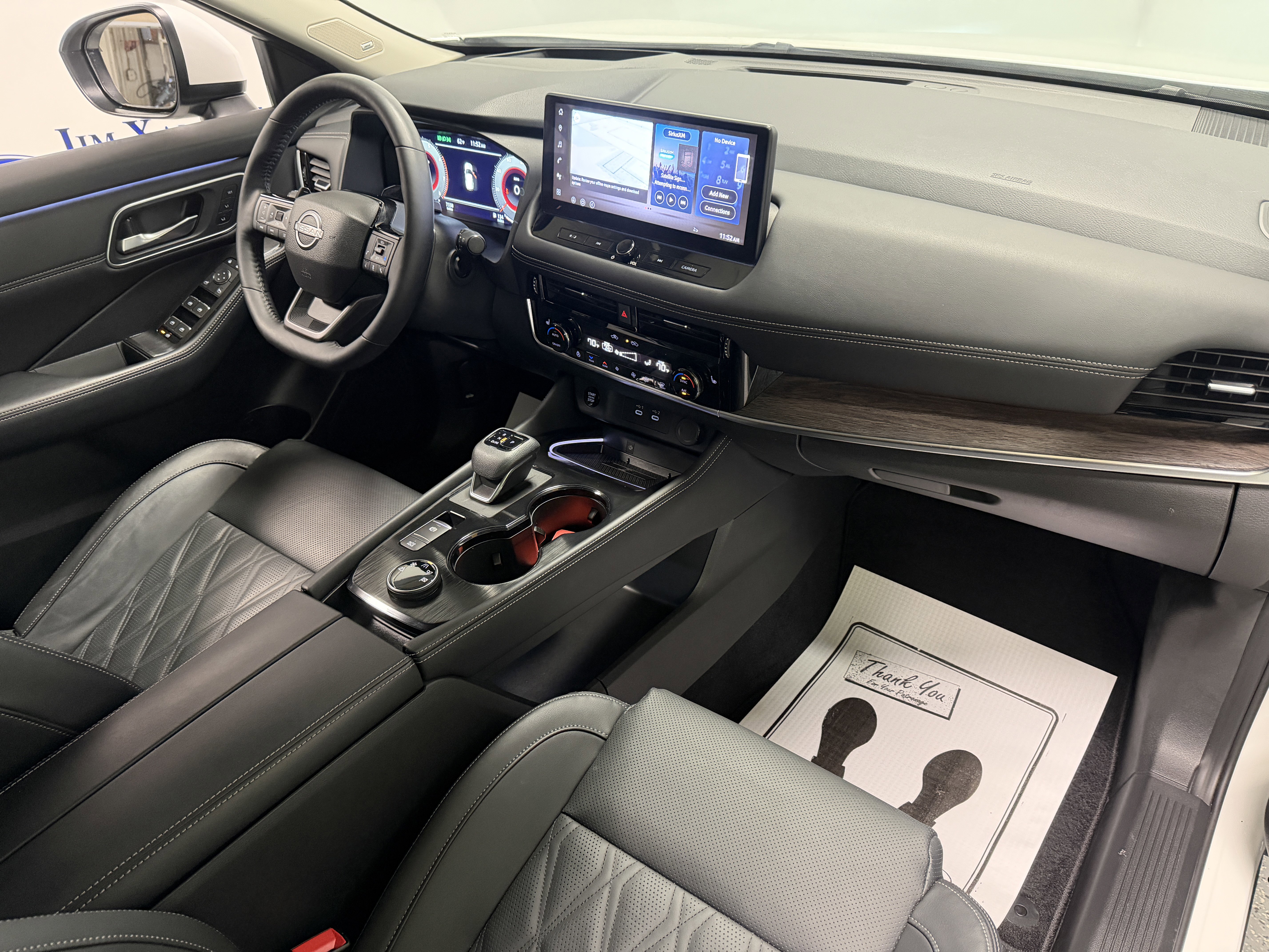 Used 2025 Nissan Rogue Platinum w/ Tech Package AWD/4WD image 22