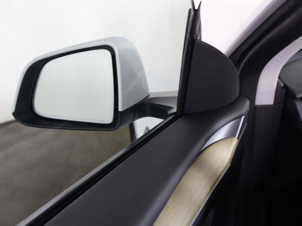 Used 2023 Tesla Model Y Long Range image 34