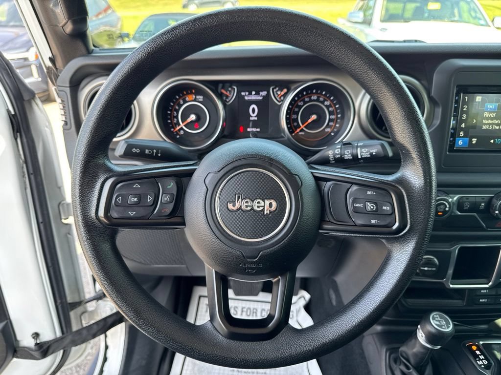 Used 2018 Jeep Wrangler Sport AWD/4WD image 14