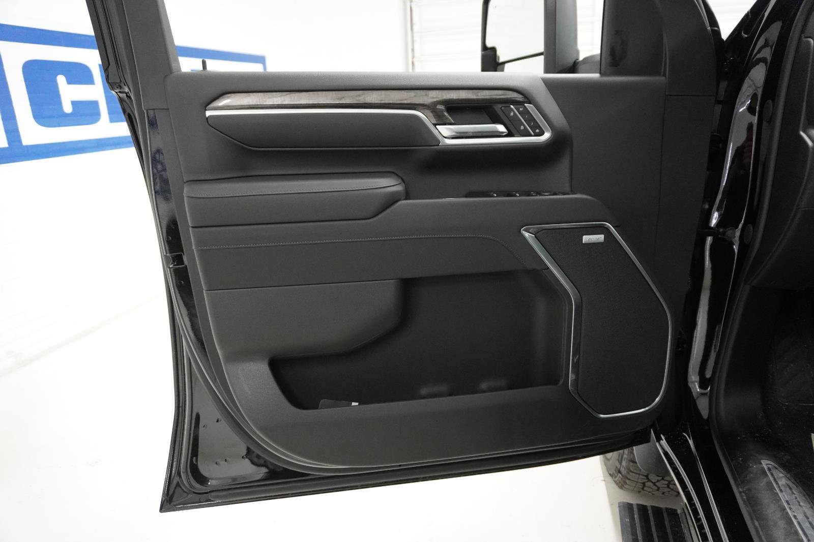 New 2026 Chevrolet Silverado 2500 LTZ w/ Z71 Chrome Sport Edition image 10
