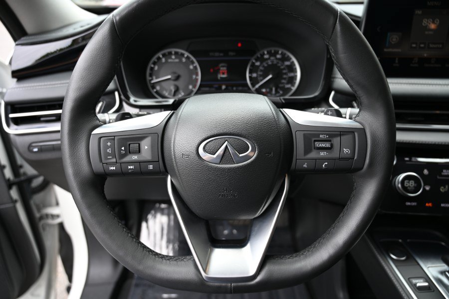 Used 2023 INFINITI QX60 Pure AWD/4WD image 23